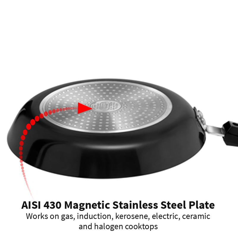Hawkins Futura 22 cm Frying Pan, Hard Anodised Fry Pan with Stainless Steel Lid, Induction Compatible, Black