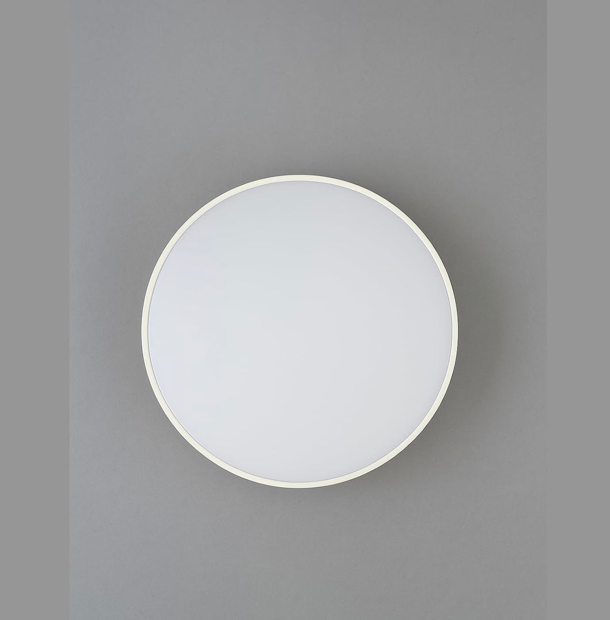 Philips LED Glow Surface Downlight Metal Body, Trim Less Sleek and Energy-efficient Surface Mount Light (3000k - Warm white, B0FLQBD2GF)
