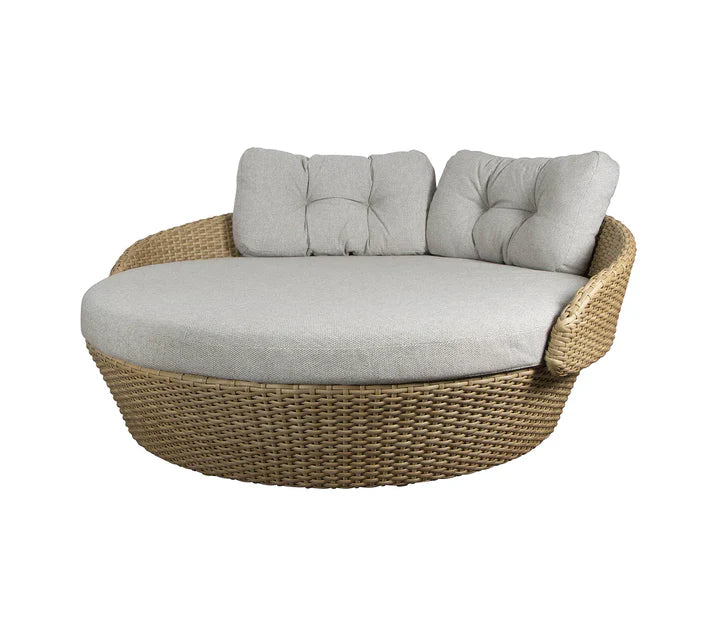 Borroni Outdoor Poolside Sunbed With Cushion Daybed (Honey Brown)