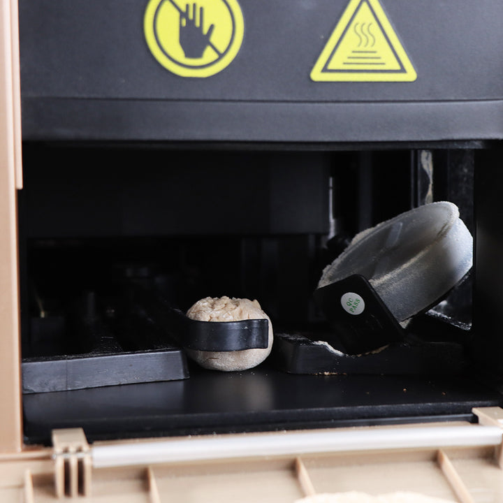 Roti-Magic| Fully Automatic Roti Maker for Perfect Homemade Rotis| Make Hot Rotis From Dry Atta & Water| Kneads Atta & Rolls Perfect Rotis| Hygienic, Effortless & Time-Saving| 1900 Watt| 2 Year Warranty| Rose Pink