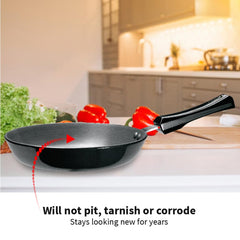 Hawkins Futura 22 cm Frying Pan, Hard Anodised Fry Pan with Stainless Steel Lid, Induction Compatible, Black