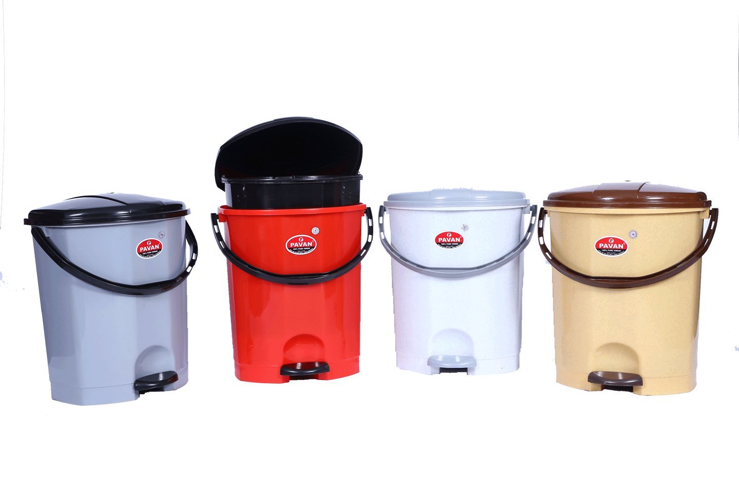 pavan Plastic Pedal Dustbin with Inner Bucket (Red)