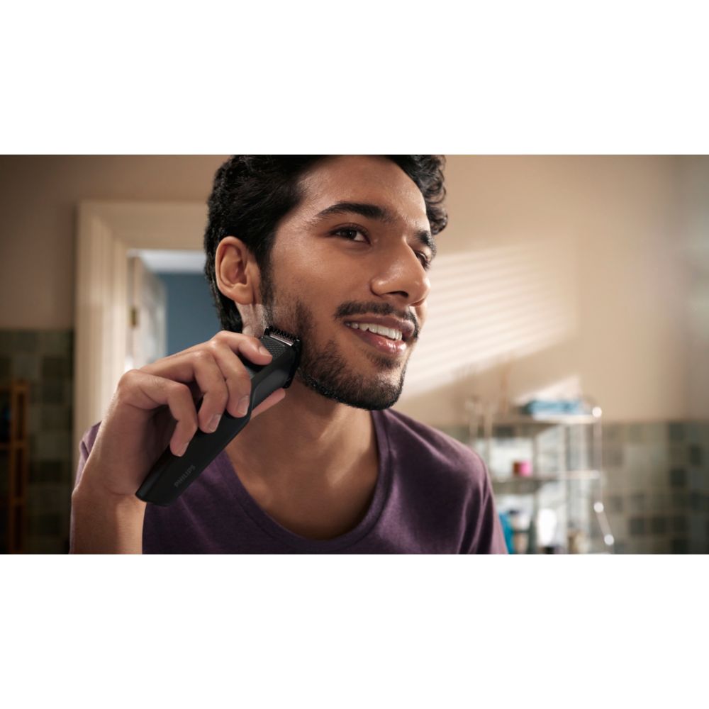 Philips Beard Trimmer 1000 Series, Self-Sharpening Blades, 30 min Runtime, Click-on Combs (BT1233/18)