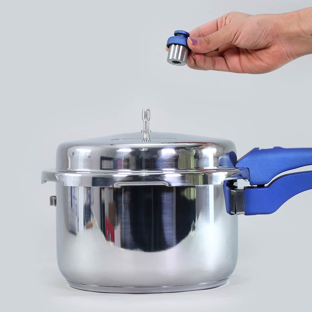 Wonderchef Nigella Pressure Cooker 3 Litres, Blue – Whistle