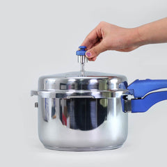 Wonderchef Nigella Pressure Cooker 3 Litres, Blue – Whistle