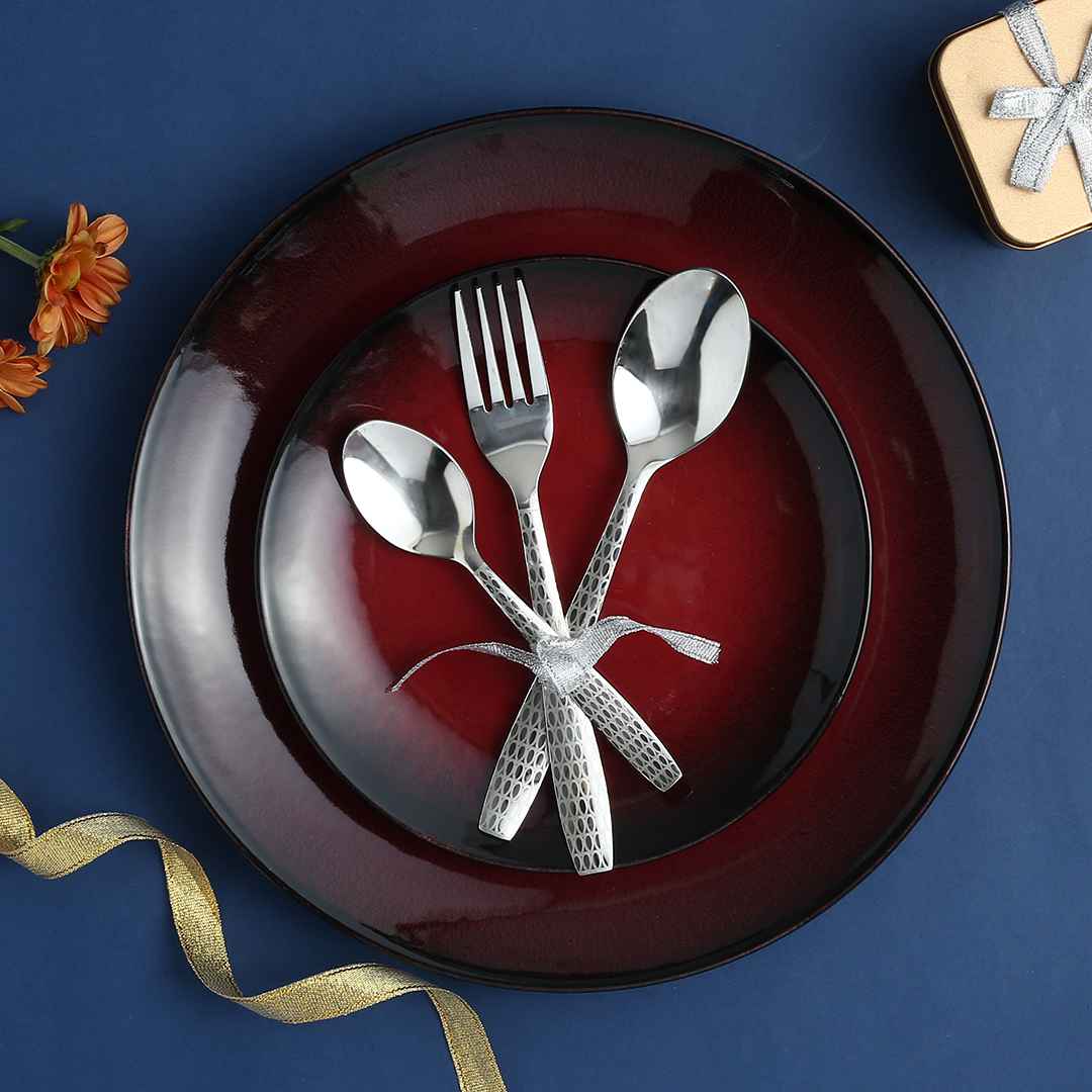 Roma Stainless Steel Cutlery Set - Set of 18 pcs