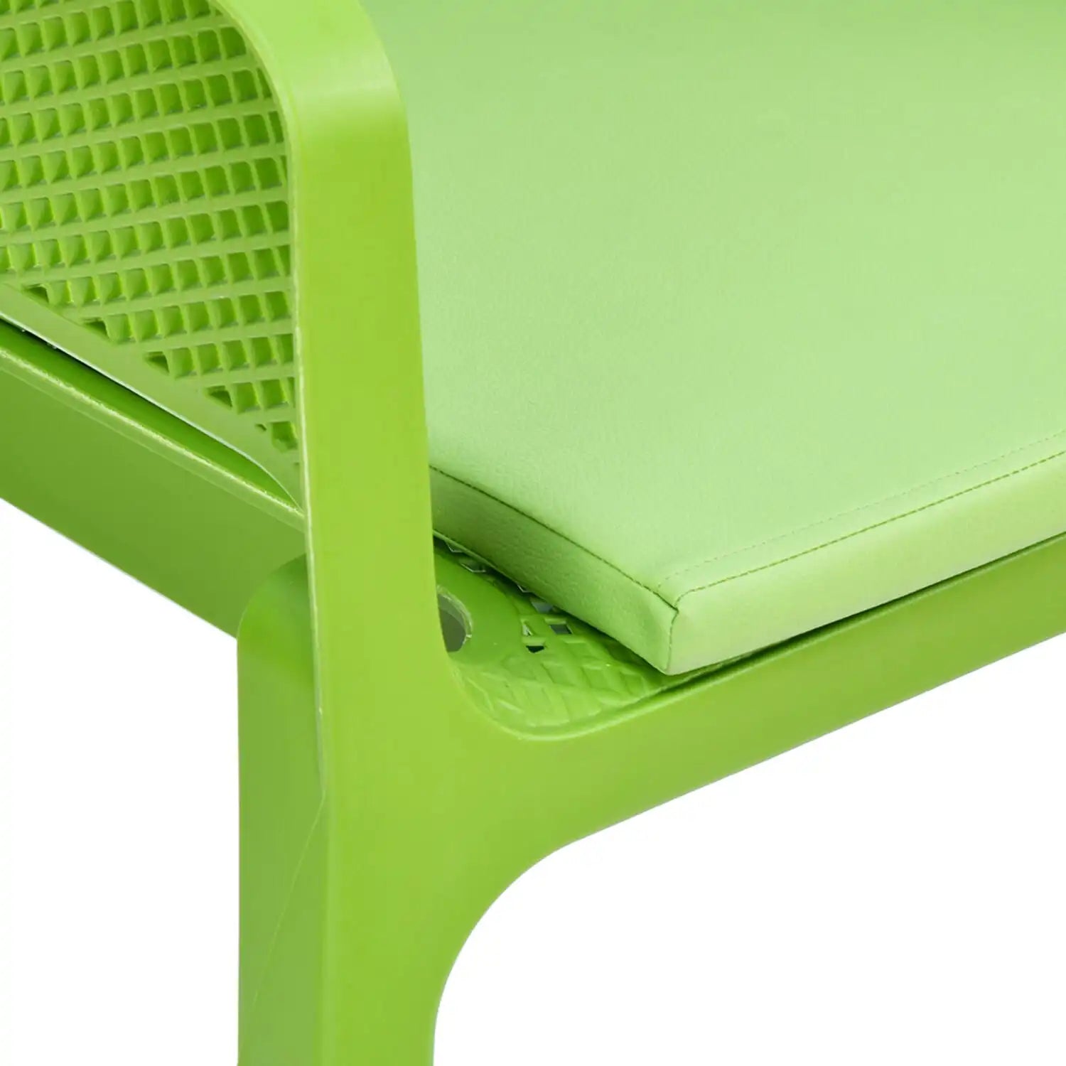 Nilkamal Captain Chair with Leatherette Cushion
