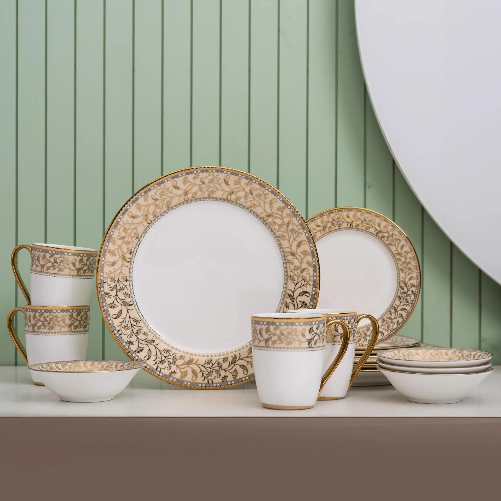 Clay Craft Fine Ceramic Ebony Dinner Set, Enchanting Gold, for Family of 4, Dinner Set Ceramic, Crockery Set, Dining Set for Dinner, Crockery Set for Gift, Kitchen Set (16 Pieces, E626)