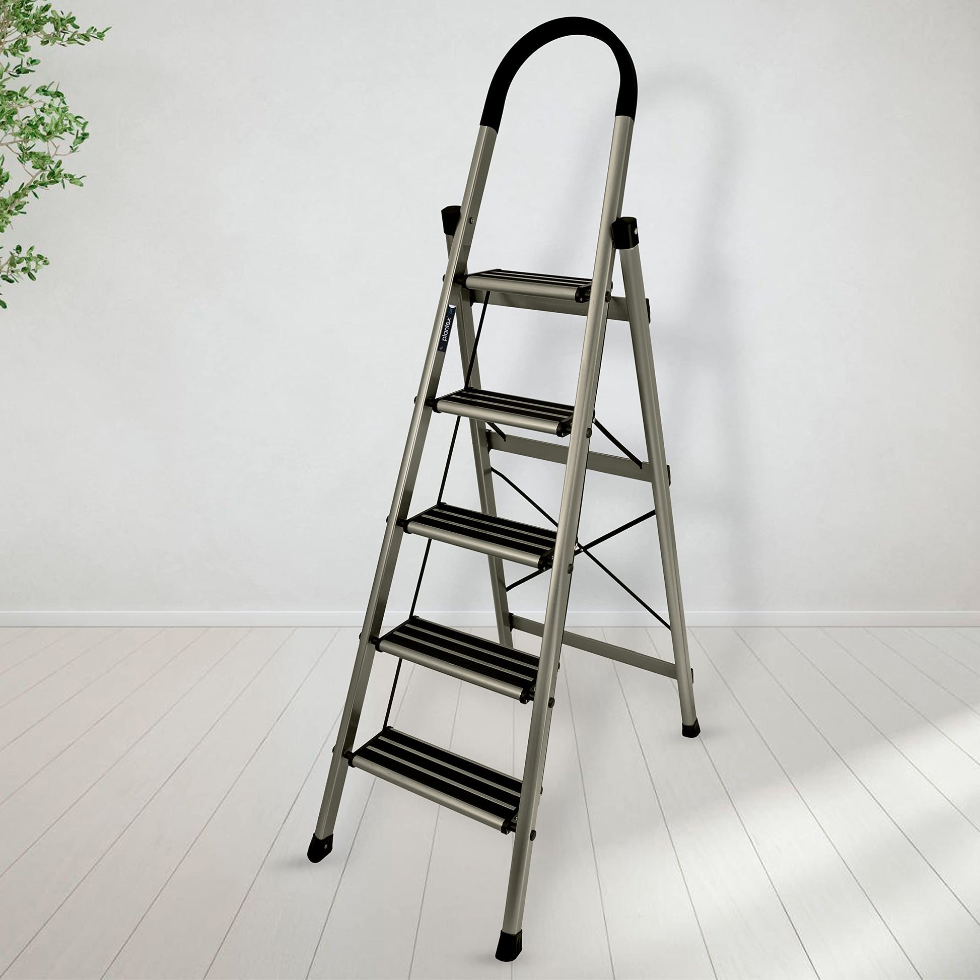 Plantex Surestep 4 Step Aluminum Ladder for Home/Non-Slip Wide-Step Foldable Ladder with Knee Guard, PVC Shoes and Cross Bars (Anodize-Silver)