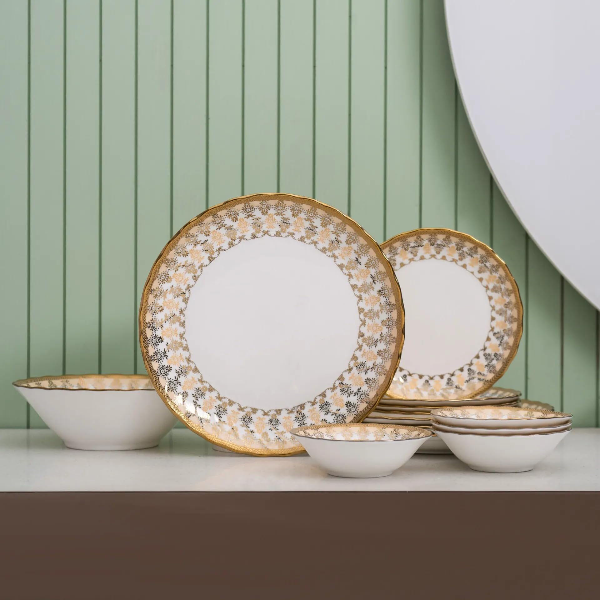 Clay Craft Fine Ceramic Georgian Ebony Floral Dinner Set (Set of 16) (E647), Enchanting Gold, for Family of 4, Dinner Set Ceramic, Dining Set for Dinner, Crockery Set for Gift, Kitchen Set for Home