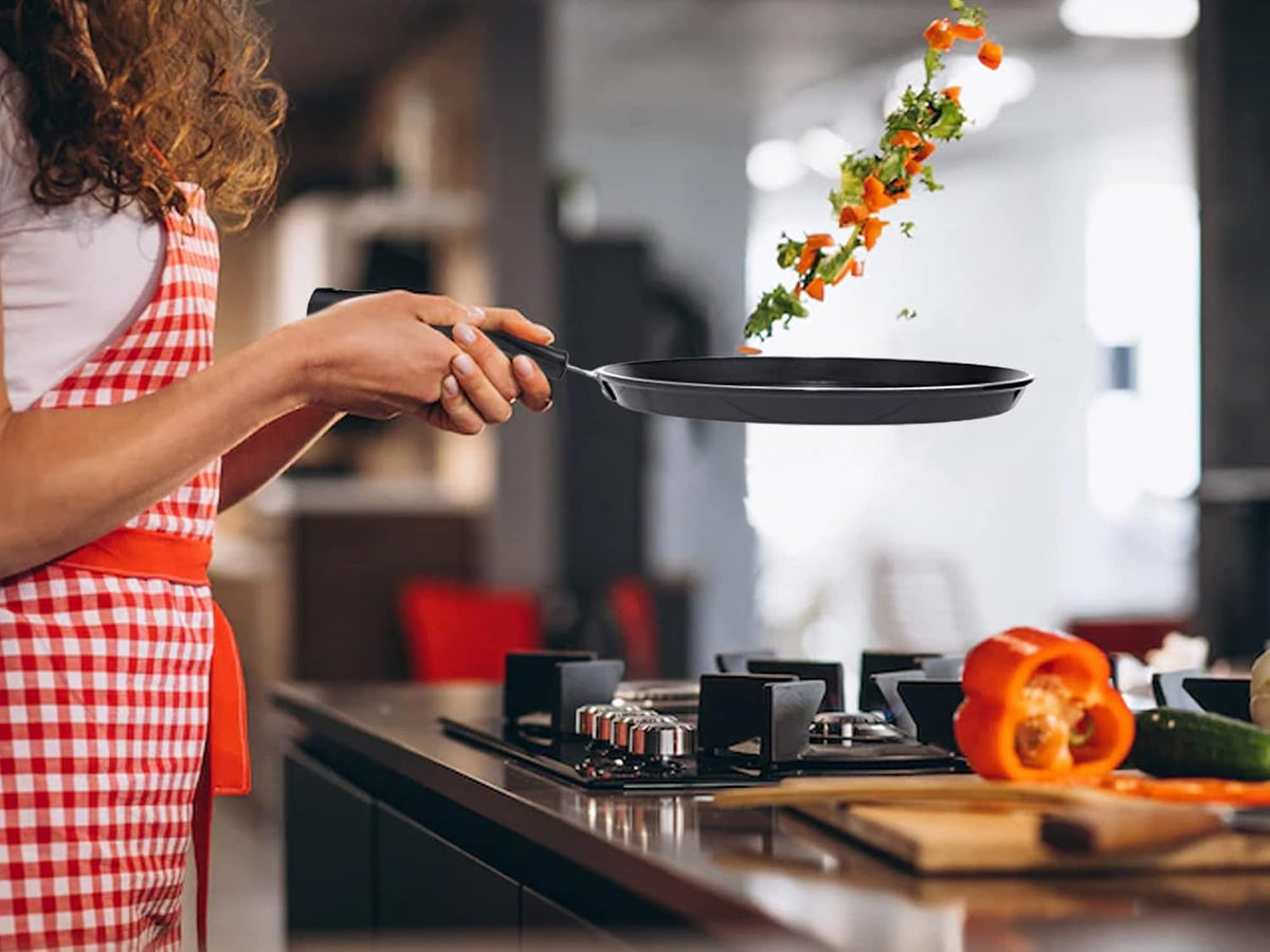 Pigeon by Stovekraft Aluminium Non-Stick Flat Tawa, Black