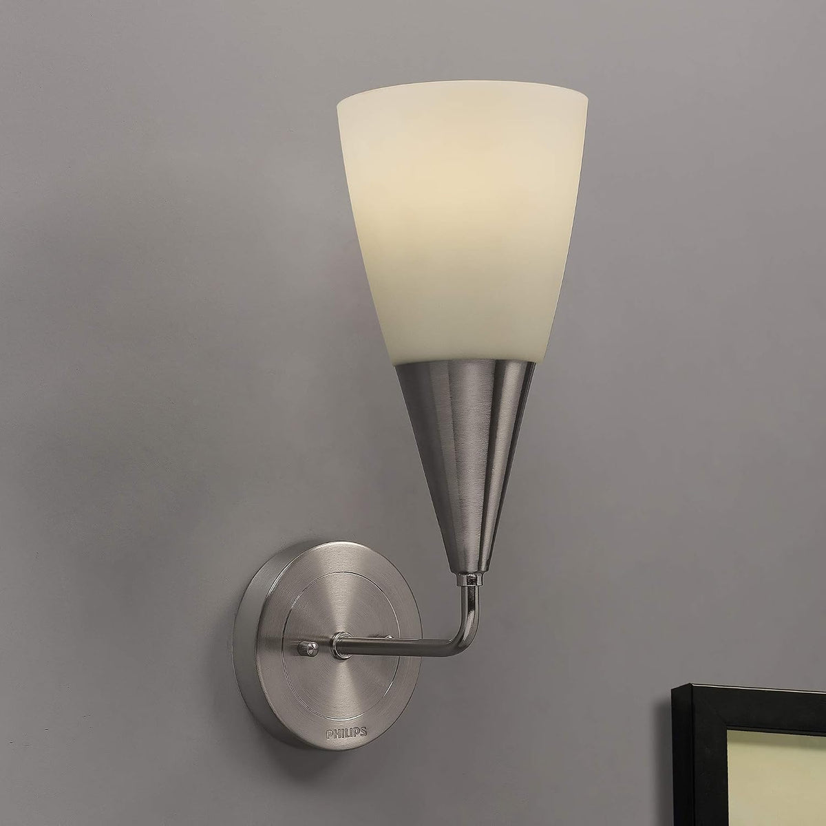 Philips Stylo Wall Light - Single