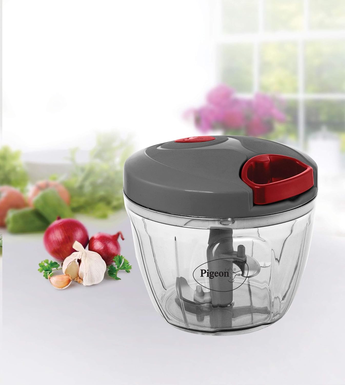 Pigeon Plastic Large Handy and Compact Chopper with 3 Blades for Effortlessly Chopping Vegetables and Fruits (14646, 650 ml, Grey)