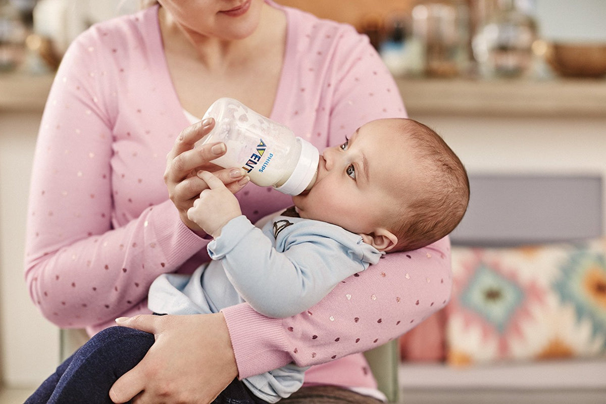 Philips Avent 125ml Classic Plus Feeding Bottle (Twin Pack), White Colour