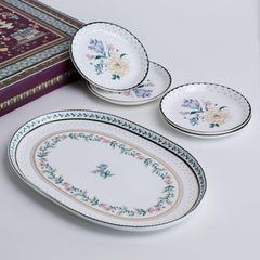 Magique by The Wishing Chair x ClayCraft : Emerald Ribbon - Amber Giftbox | Set of 4 Snack Plates & Serving Platter | Dishwasher Safe | Festive Gifting | GiftBox Packaging