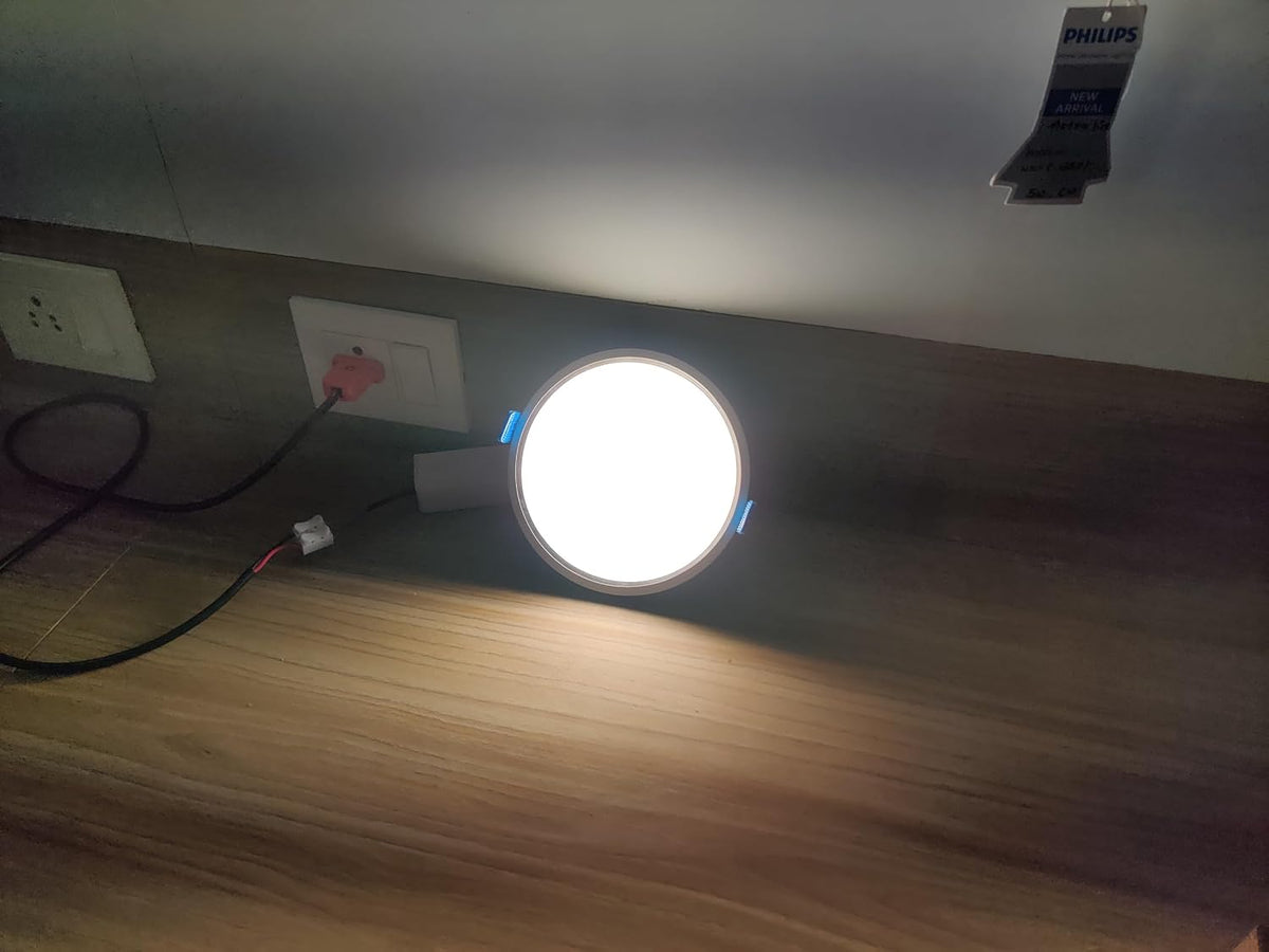 Philips Metal New LED Downlighter Aura Styledge 15-Watt (Round, Natural White)