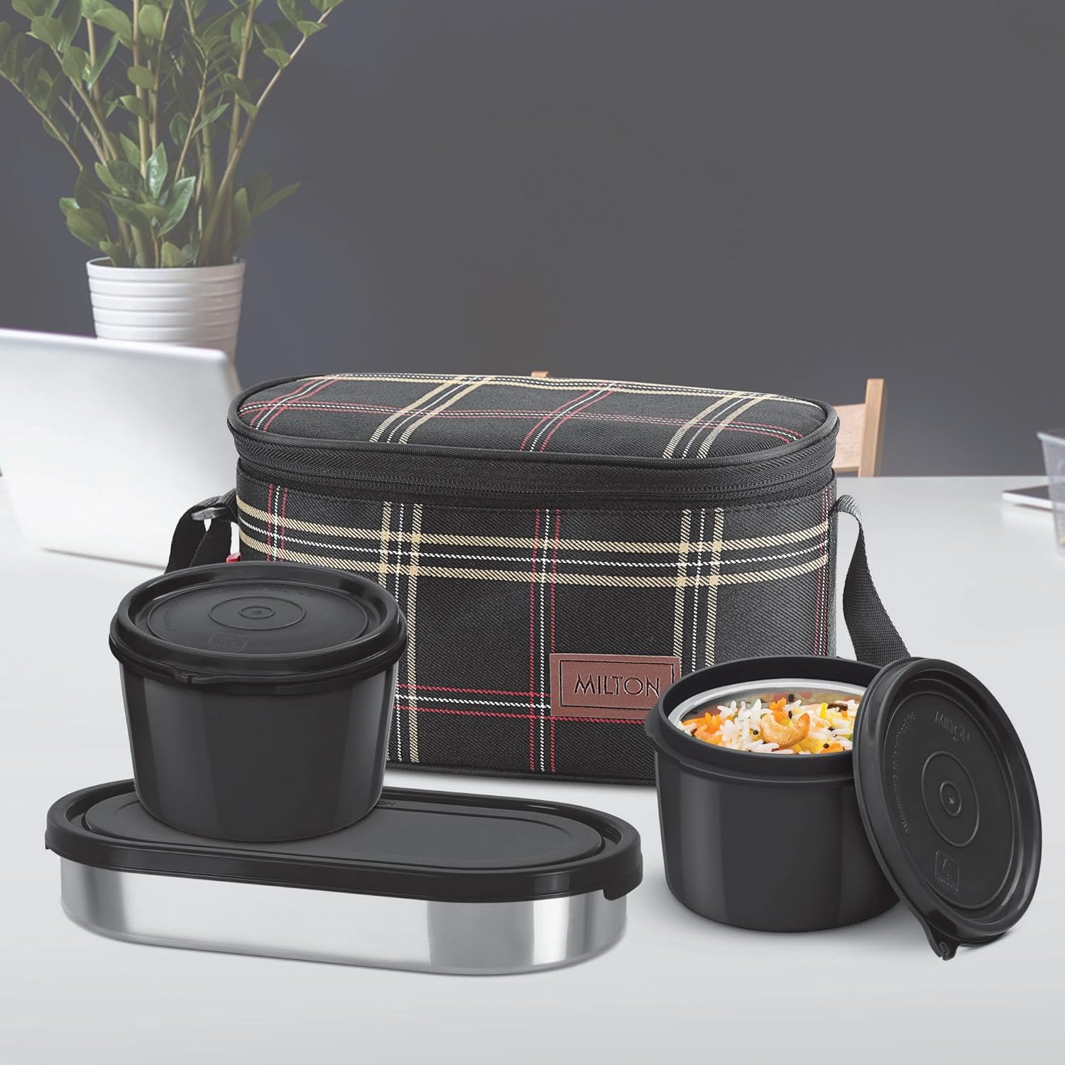 Decker Lunch Box (Milton)