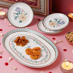 Magique by The Wishing Chair x ClayCraft : Emerald Ribbon - Amber Giftbox | Set of 4 Snack Plates & Serving Platter | Dishwasher Safe | Festive Gifting | GiftBox Packaging