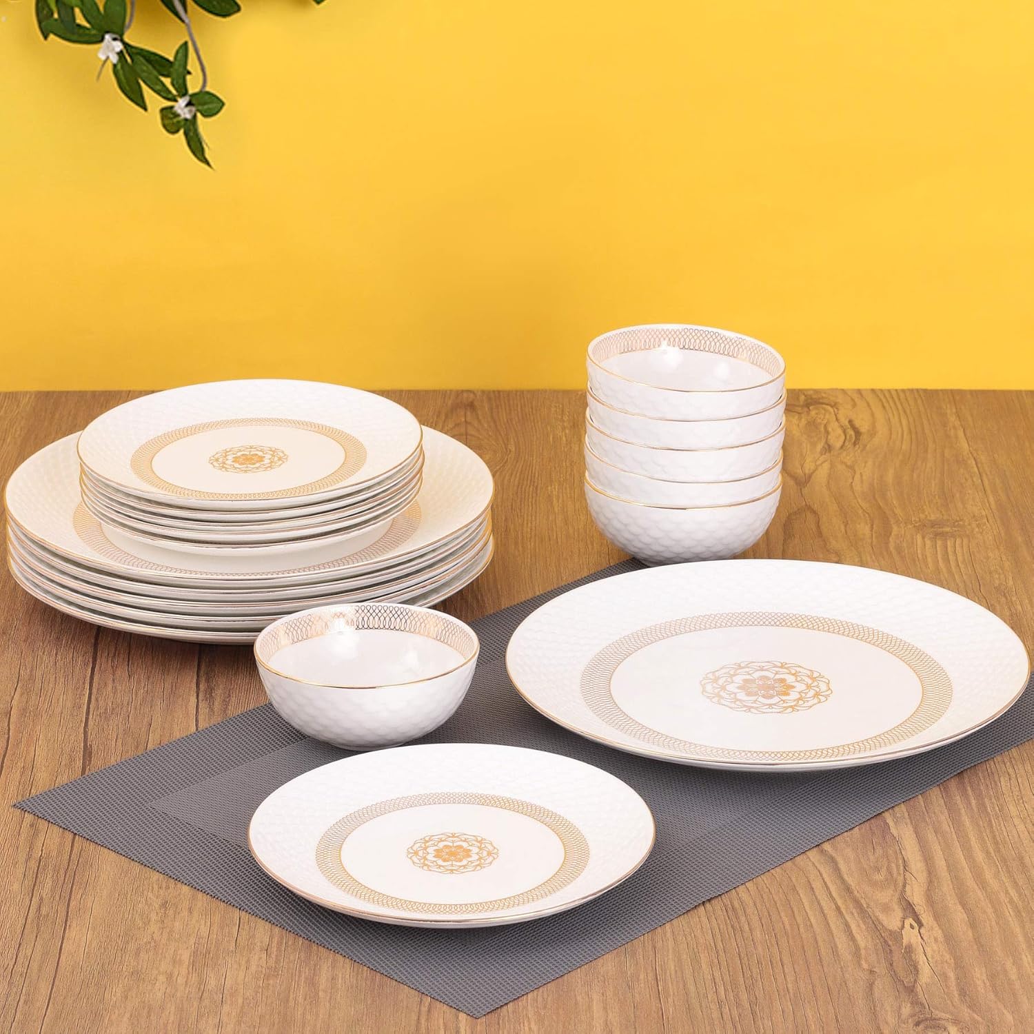 Clay Craft Ceramic Ripple Dinner Set of 18 Pieces, Dreamer 22k Gold, for Family of 6, Dinner Set Ceramic, Crockery Set, Dining Set for Dinner, Plates and Bowls Set, Crockery Set for Gift