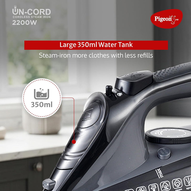 Pigeon un-cord cordless steam iron 2200 W