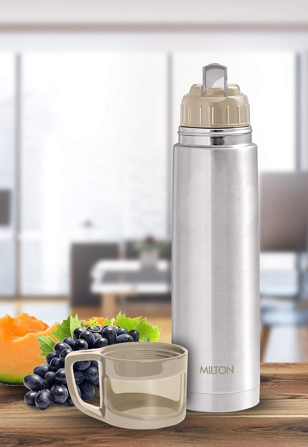 Milton Glassy 500 Thermosteel Vacuum Insulated Double Walled Flask with Drinking Cup lid & Jacket, 500 ml Water Bottles, 24 Hours Hot & Cold, Easy to Carry,Rust Proof, Tea, Coffee, Travel Bottle, Grey