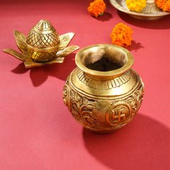 Brass Kalash with Coconut & Leaves (8 Inch)