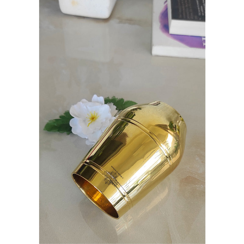 Pure Brass Glass with Shine Finish Lining Design