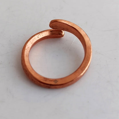 Pure Copper Bypass Shape Ring Adjustable Unisex Fashion Ring for Men & Women