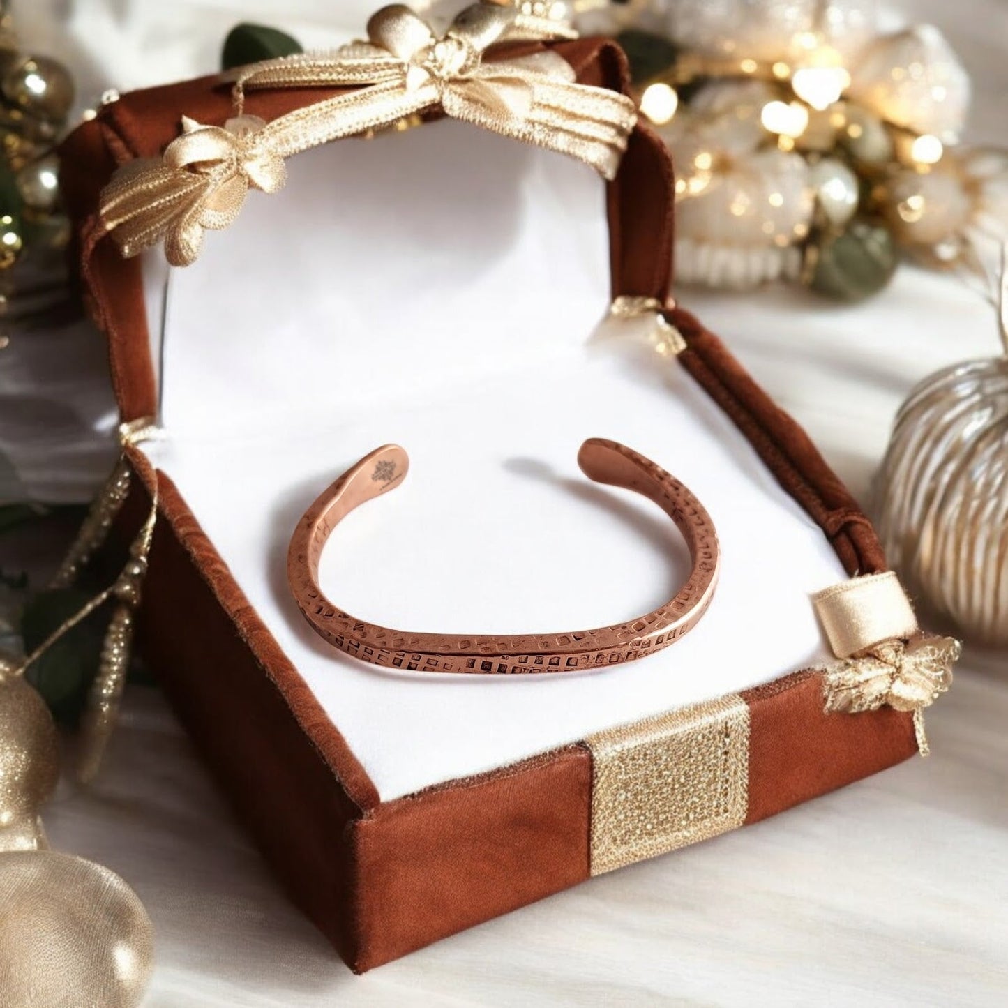 Pure Copper Solid Dotted Bracelet for Men & Women