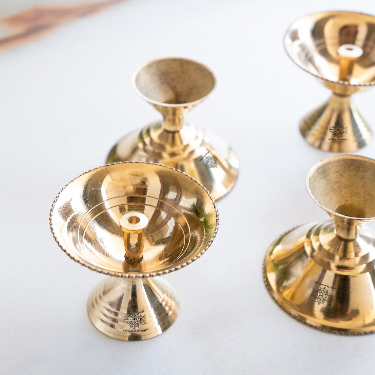 Brass Diya Set of 4 with Beaded Rim & Shine Finish