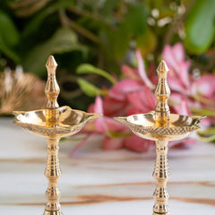 Brass Pillar Diya Set of 2 with Scalloped Bowl & Shine Finish