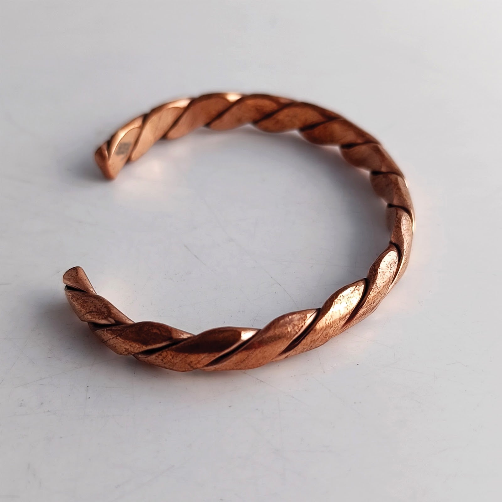 Pure Copper Bangle with Magnet Handcrafted Bangle