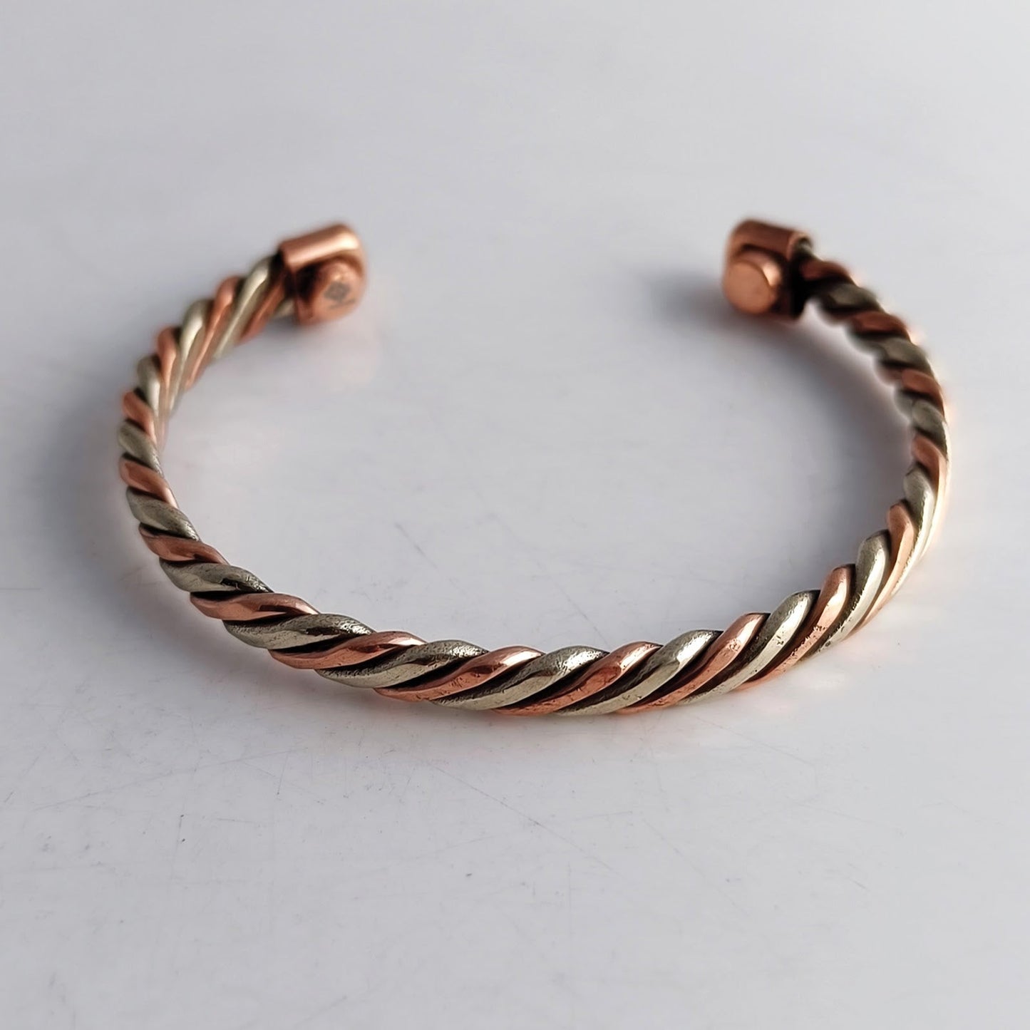 Copper Brass Fashionable Spiral Unisex Kada for Wellness & Gifting