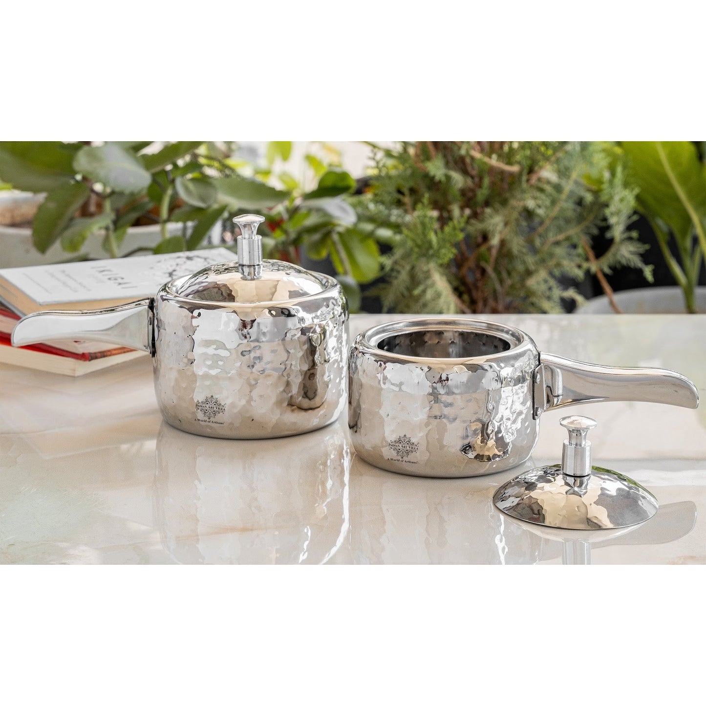 Stainless Steel Cooker With Hammered Design (Serving Only)