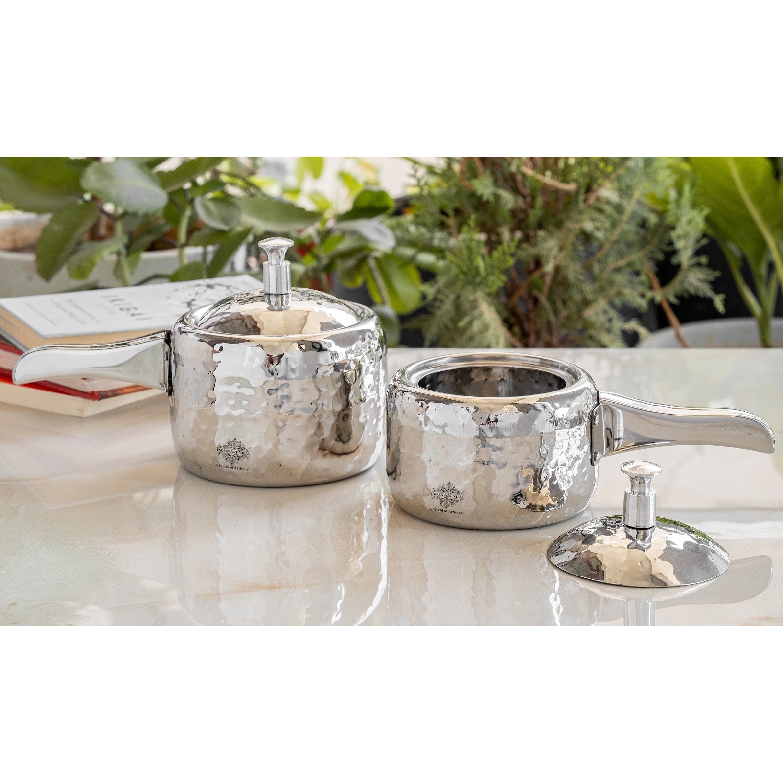 Stainless Steel Cooker With Hammered Design (Serving Only)