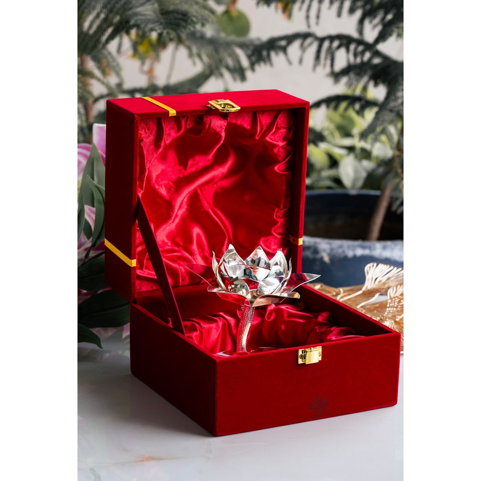 Silver-Plated Lotus Design Decorative Oil Lamp – Elegant Diya/Oil Lamp for Home, festival, Wedding Decoration