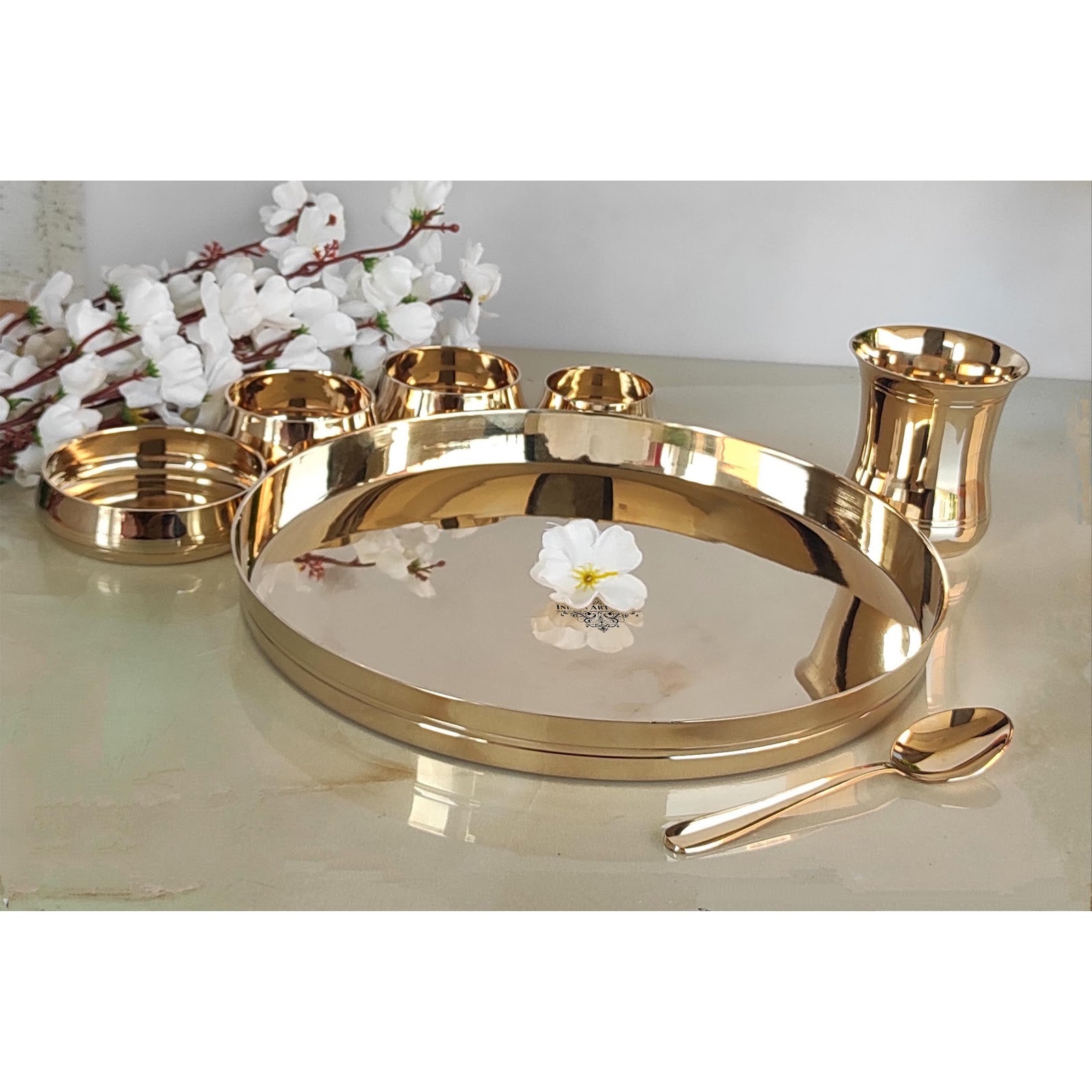 Handcrafted Pure Bronze Curve Shaped 7 Pieces Dinner Set | Thali Set with  Mirror Shine Finish