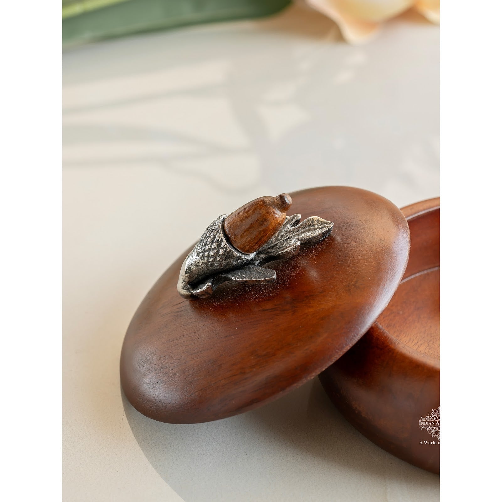 Wooden Acorn Bowl with Lid – Handcrafted Flower Design