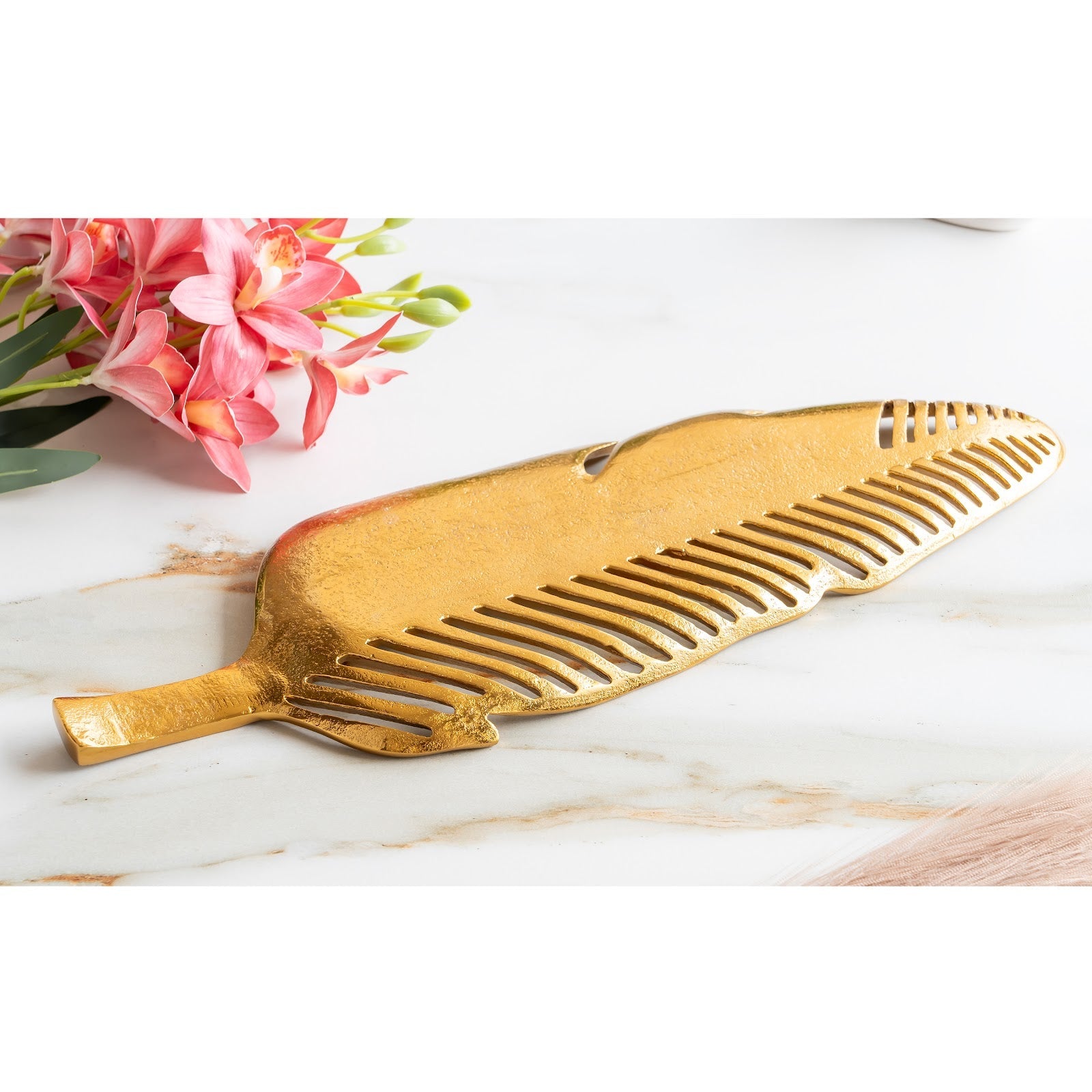 Brass & Antique Lacquer Matt Finish Leaf With Cutting Design Decorative Tray, – Elegant Display Tray, Home Décor Accent, Table Centerpiece