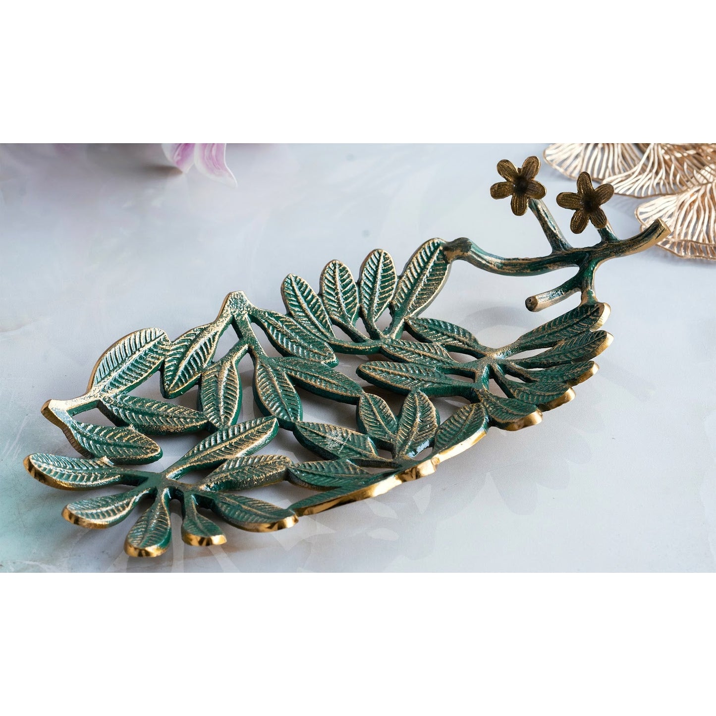 Brass Finish Green Banana Leaf Design Decorative Tray – 40 cm, Elegant Oval Shaped Centerpiece for Home Décor And Table Decoration