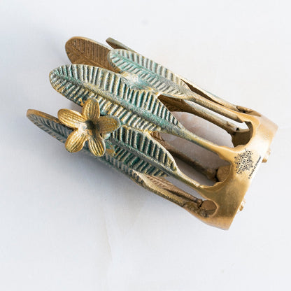 Gold Finish Green Leaf Design Decorative Cutlery Stand– Elegant Handcrafted Multipurpose Holder, Ideal for Dining Table, Kitchen, and Gifting