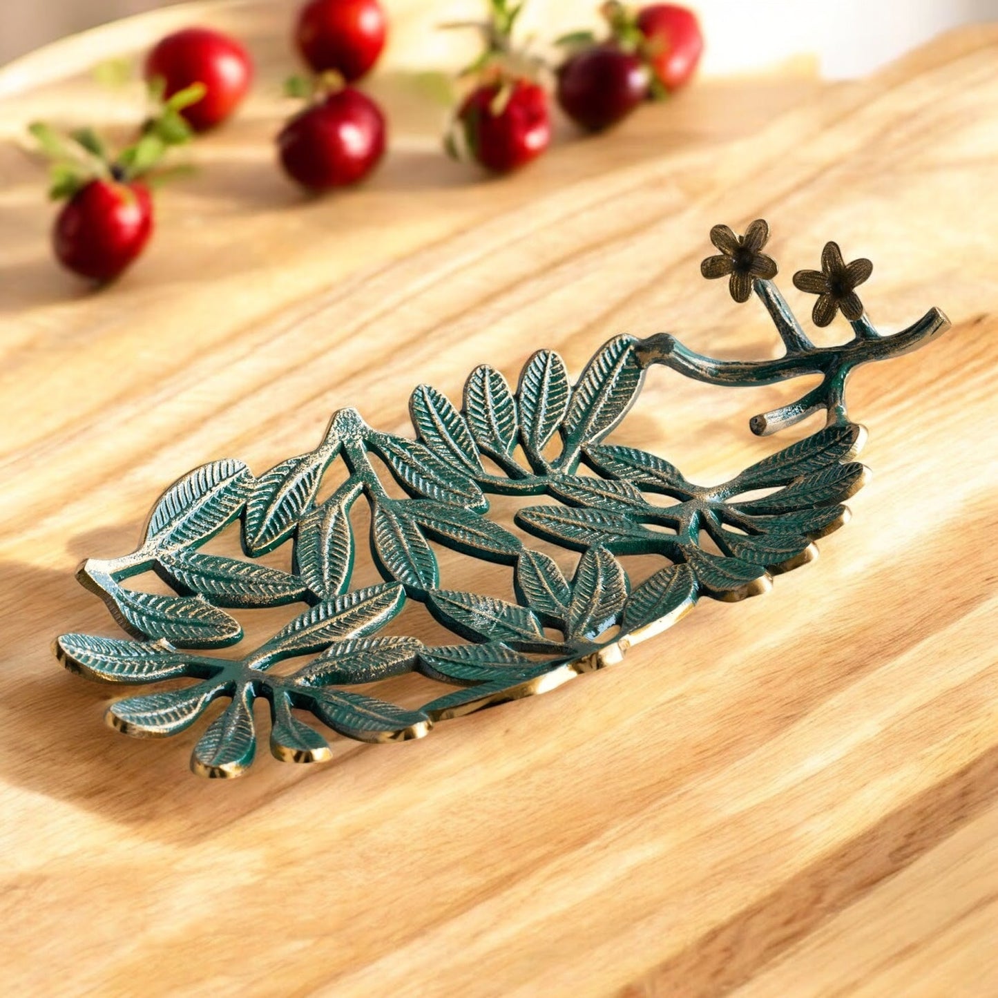 Brass Finish Green Banana Leaf Design Decorative Tray – 40 cm, Elegant Oval Shaped Centerpiece for Home Décor And Table Decoration