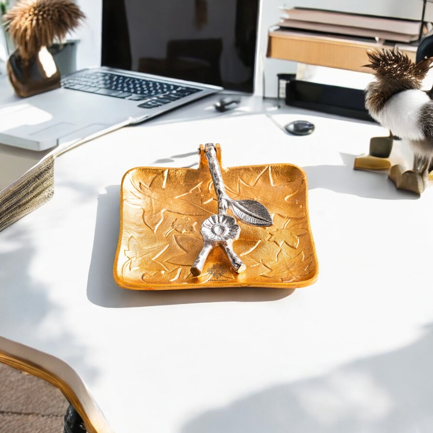 Brass Finish Embossed Flower Design Napkin Holder – Elegant Tabletop Organizer for Dining, Kitchen, Restaurants & Gifting