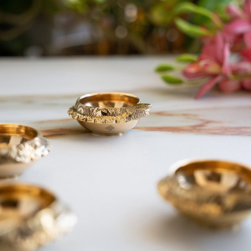 Brass Diya Set of 4 with Embossed Design & Shine Finish