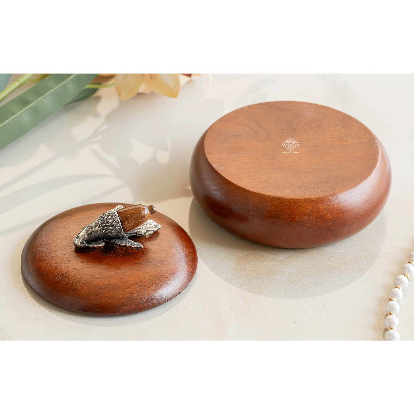 Wooden Acorn Bowl with Lid – Handcrafted Flower Design