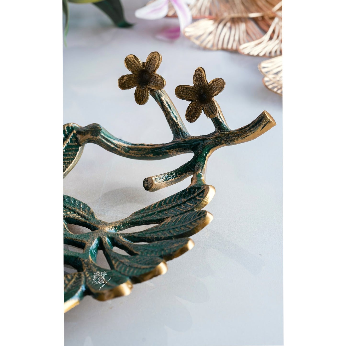 Brass Finish Green Banana Leaf Design Decorative Tray – 40 cm, Elegant Oval Shaped Centerpiece for Home Décor And Table Decoration