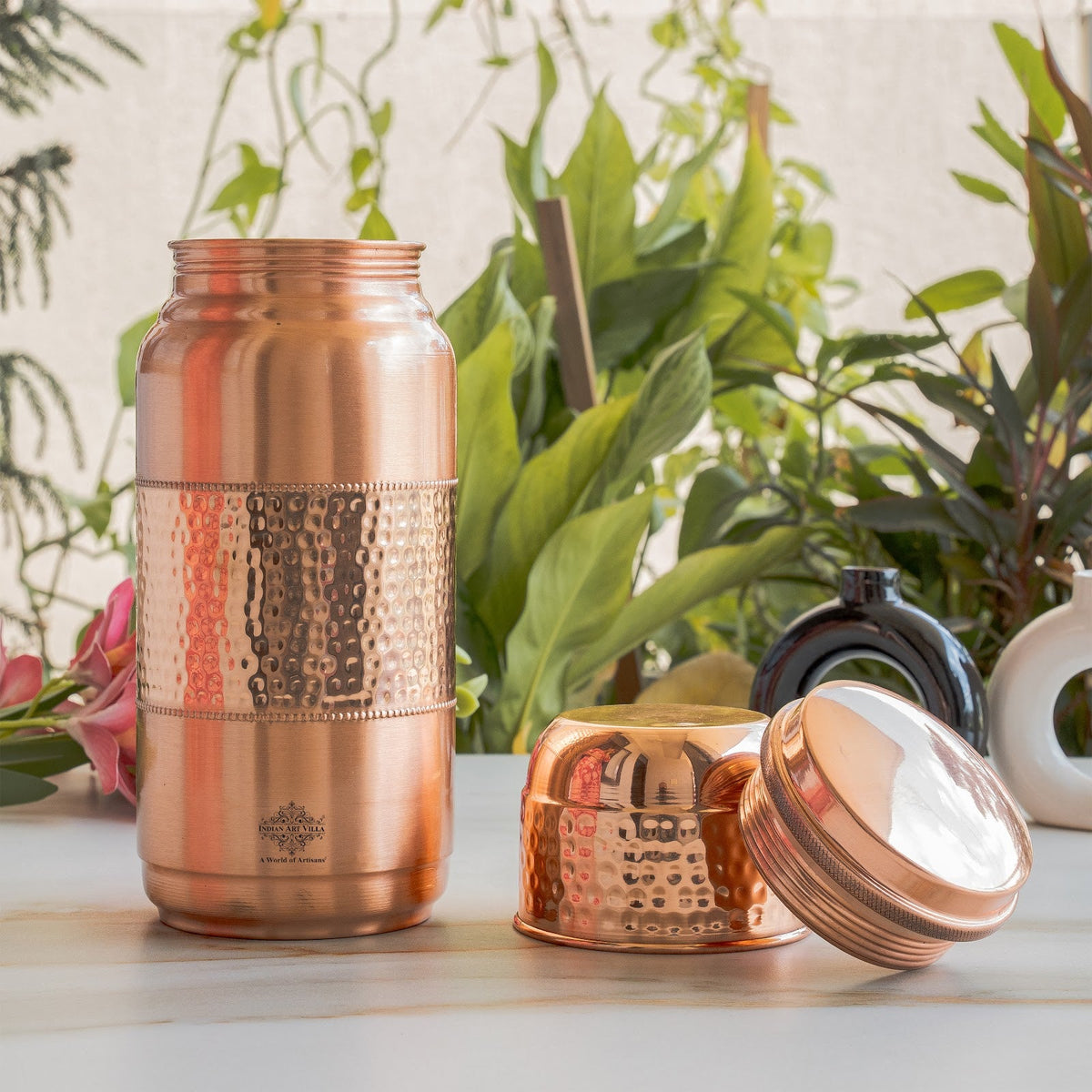 Pure Copper Hammered Water Bottle with Glass Lid – 2000 ML