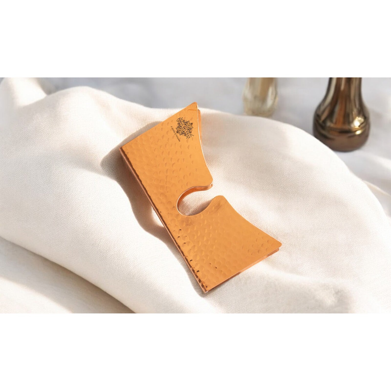 Indian Art Villa, Pure Copper Tissue Paper Holder , Elegant Tabletop Accessory with Hammered Design, Decorative Home & Office Décor.