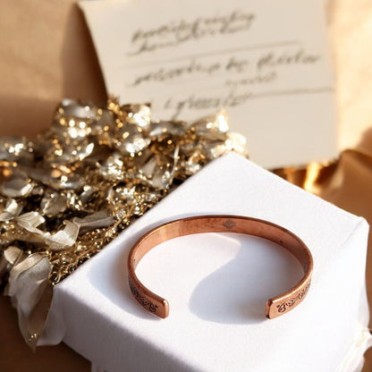 Unisex Copper Magnetic Bangle with Om Namah Shivay Inscription