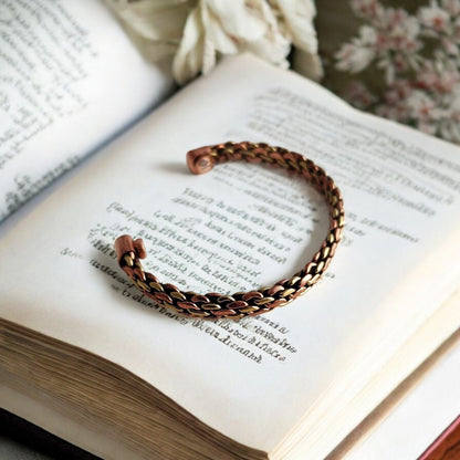 Copper Spiral Chain Design Bracelet Handcrafted Unisex Wellness Jewelry